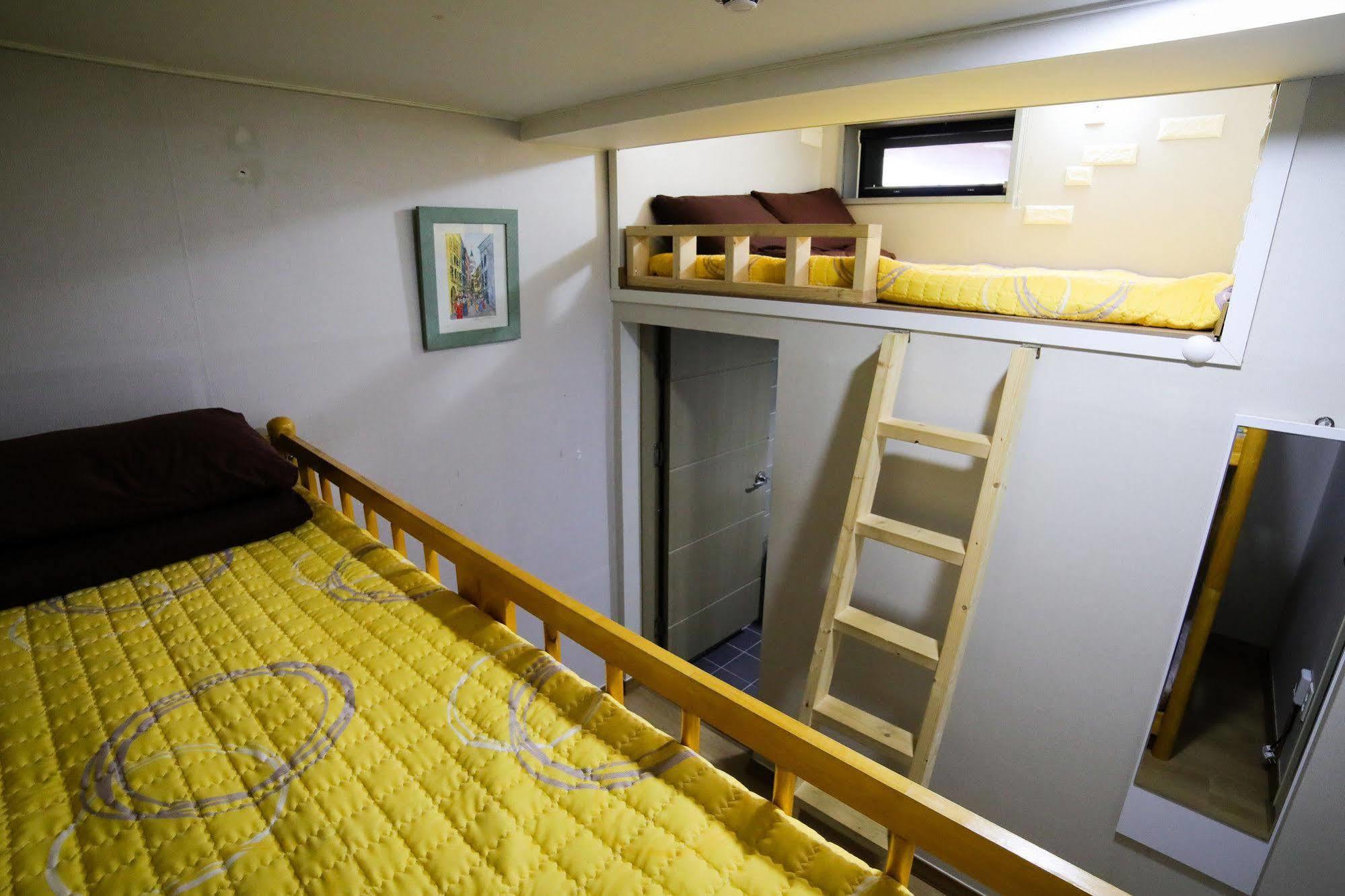 Sopoong Guesthouse Busan Esterno foto